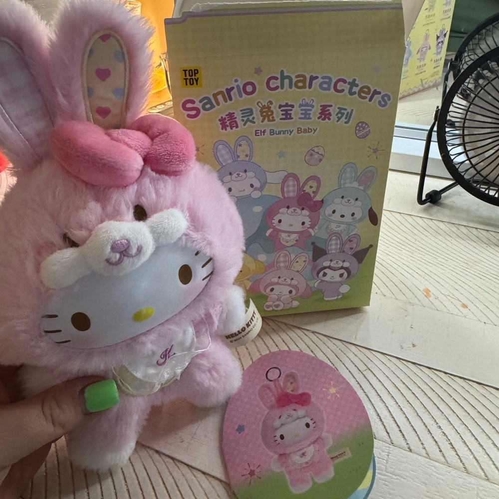 Sanrio Labubu